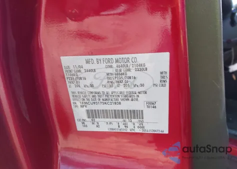 2005 Ford Escape Xlt z USA, uszkodzony, nr VIN 1FMCU93175KC21838